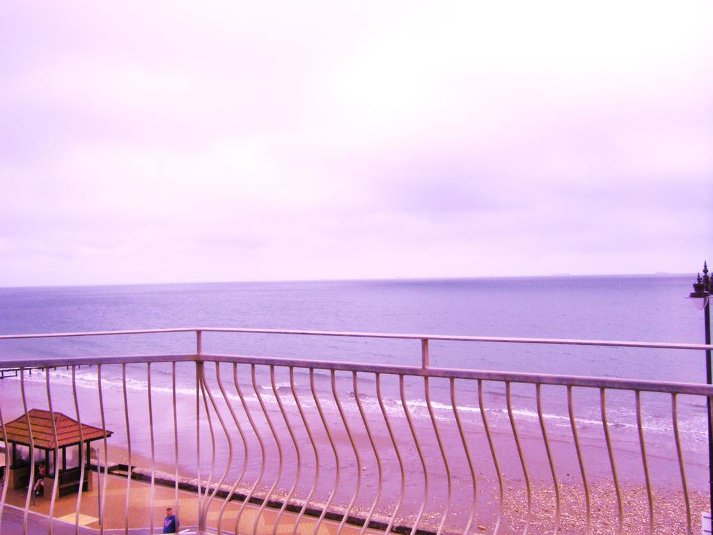 Shoreside Inn Shanklin Dış mekan fotoğraf